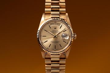 NOS 1989 Rolex 18K YG Day-Date 18238 Champagne Dial with Papers