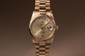 1989 Rolex 18K YG Day-Date 18238 Champagne Diamond Dial