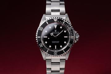 2001 Rolex Submariner 14060 with Papers