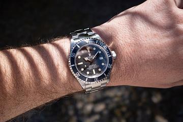 1981 Rolex Sea-Dweller 16660 Matte Dial with Box and Papers 