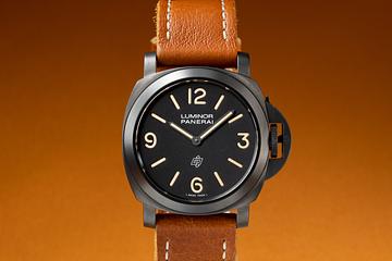 2010 Panerai Luminor PAM 360 with Box and Papers 