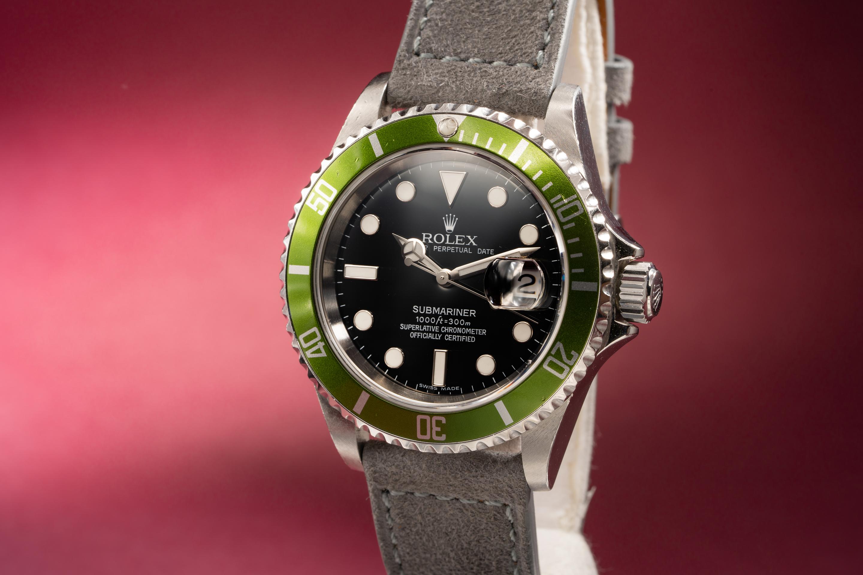 ザクロ 2006 Rolex Green Submariner 16610LV New Grey Leather Strap