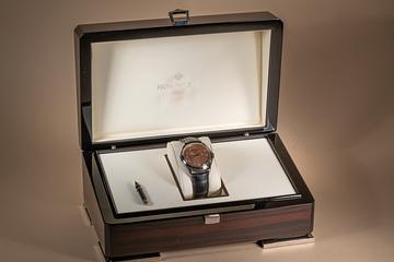 1997 Patek Philippe 18K WG Annual Calendar 5035 Salmon Dial with