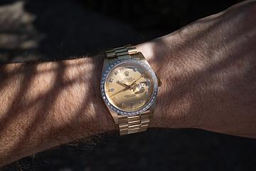 1981 Rolex 18K YG Day-Date 18048A Champagne Diamond Dial 