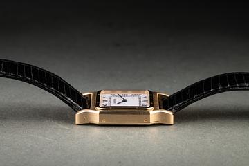 Cartier 18K YG Santos Dumont 78097 White Dial with Cartier Service