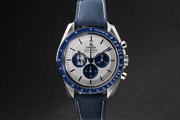 NOS 2023 Omega Speedmaster Professional Snoopy 31032425002001 With Box and Papers