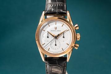 Universal Geneve Compax 484440 18K YG White Dial with Box and Papers 