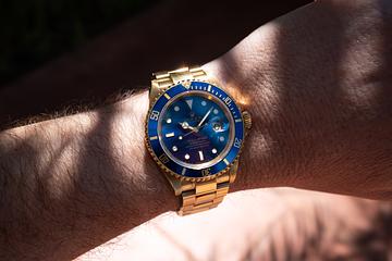 1990 Rolex 18K YG Submariner 16618 Blue Dial 