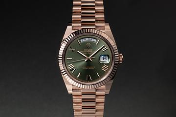 2020 Rolex 18K RG Day-Date 228235 Olive Green Roman Dial with Box & Papers