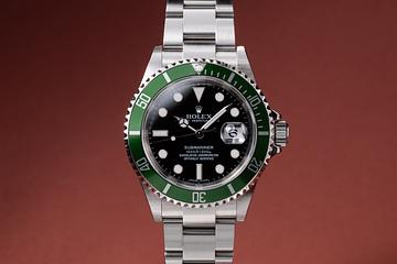 NOS 2006 Rolex Submariner 16610LV with Box & Papers