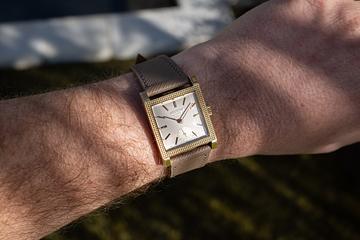 Patek Philippe 18K YG Square Watch 2496 Silver Hobnail Dial 