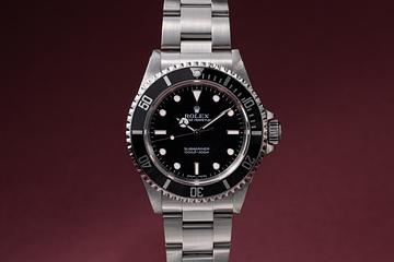 2006 Rolex Submariner 14060M with Papers