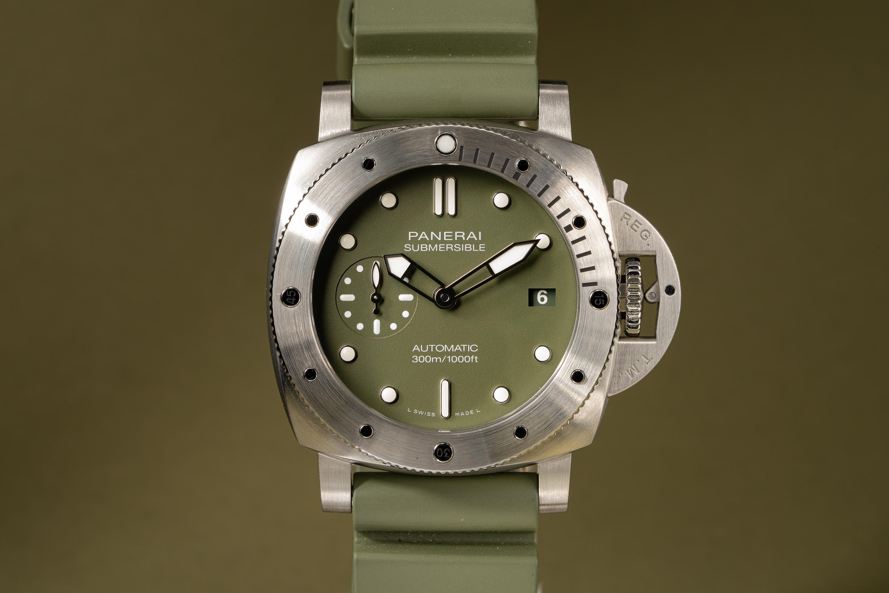 2019 Panerai Submersible Verde Militare Pam 1055 with Box and