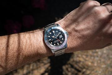 1968 Rolex GMT-Master 1675 MK 1 Dial with Fuchsia Bezel, Box, Papers & Certificate of Service 