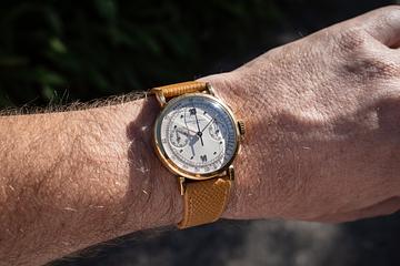 1941 Patek Philippe 18K YG Chronograph 591 with Extract from the Archives 
