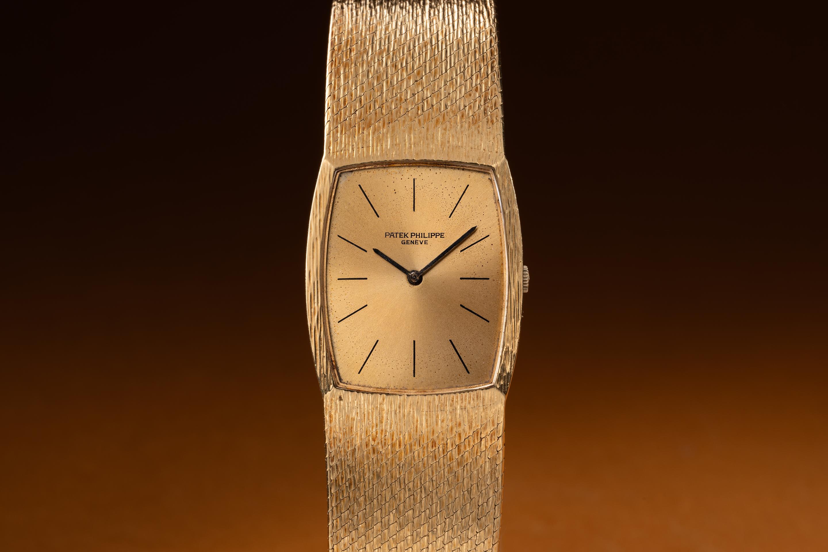 1970's Patek Philippe 18K YG Gondolo 3528/3 Gold Dial with