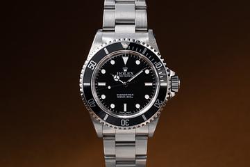 2000 Rolex Submariner 14060 with Papers