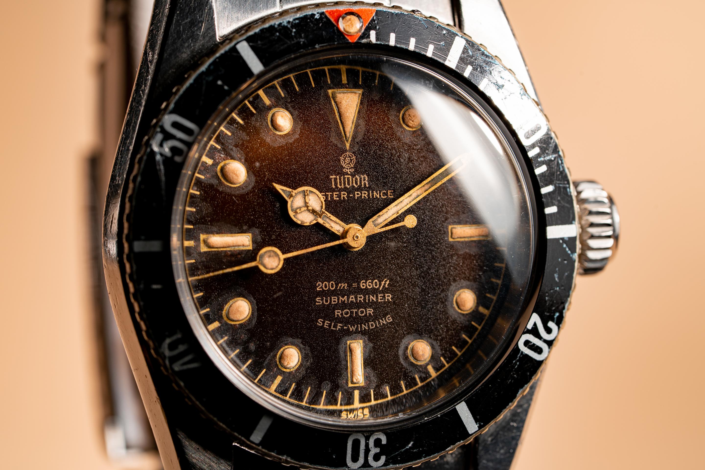 Tudor red outlet submariner