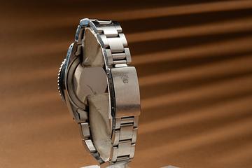 1963 Rolex GMT-Master 1675 Pointed Crown Guard with Gilt Dial