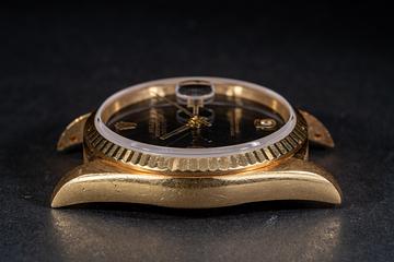 1990 Rolex 18K YG DateJust 16238 Onyx Diamond 3-6-9 Dial