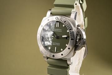 Tropical Watch 2019 Panerai Submersible Verde Militare Pam 1055