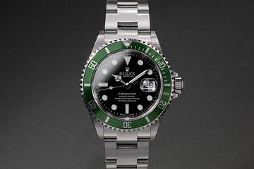 2004 Rolex Submariner 16610LV MK 1 Dial Flat 4 Bezel with Box & Papers